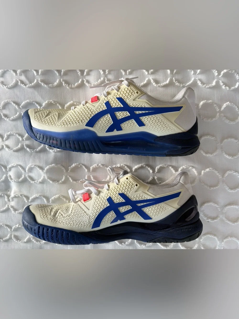 ASICS Gel-Resolution 9.5 Tennis or pickleball Shoes Sneakers Womens Size 9.5